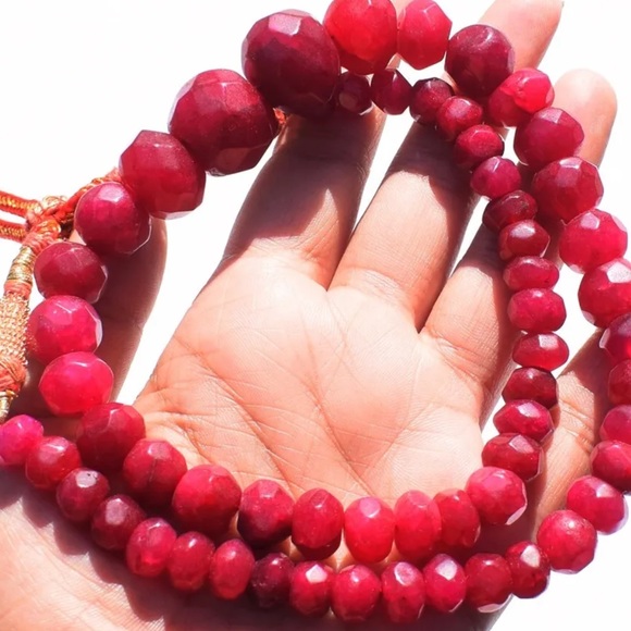 455 carats of faceted earth mined natural Ruby - Picture 4 of 4